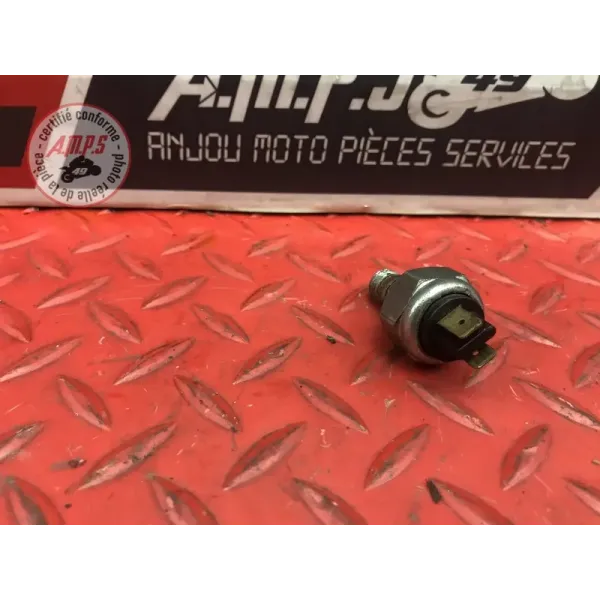 Contacteur de feux stop arrière Cagiva Elefant 900 1993 à 1996