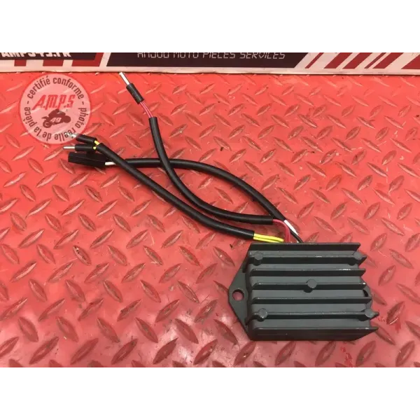 Regulateur de tension Cagiva Elefant 900 1993 à 1996