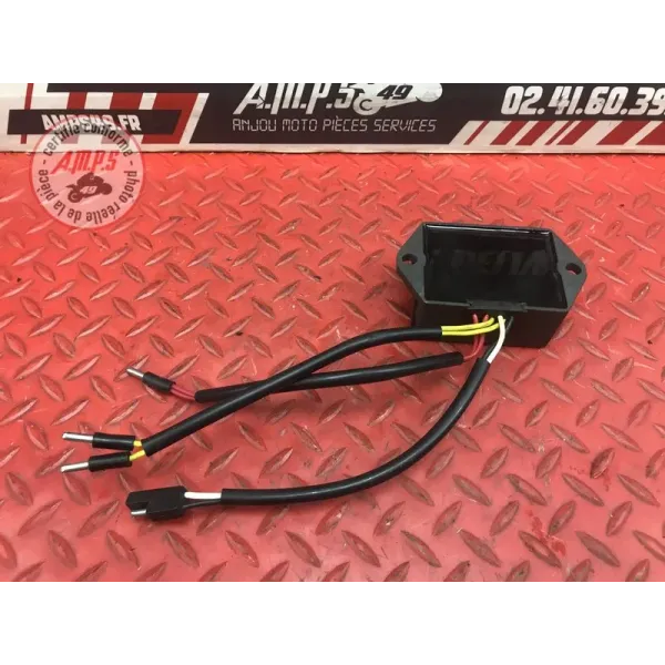 Regulateur de tension Cagiva Elefant 900 1993 à 1996