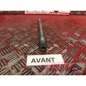 Axe de roue avant Suzuki GSF 1200 Bandit 1996 à 1999GSF120096AS-079-GNB2-C1737371used