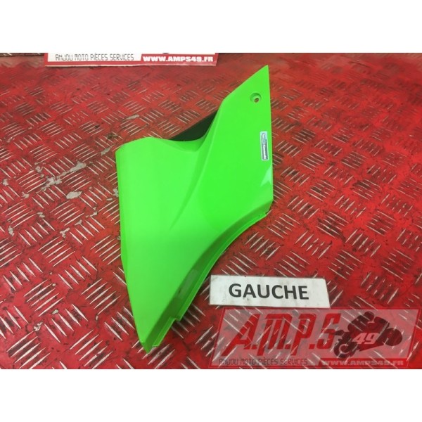 Cache sous selle gauche Kawasaki ZX10R 2004 à 2005ZX10R07CT-705-EFB7-E0738215used