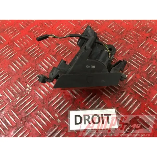 Clignotant avant droit Kawasaki ZX10R 2004 à 2005ZX10R05CJ-256-ZGB3-D1364936used