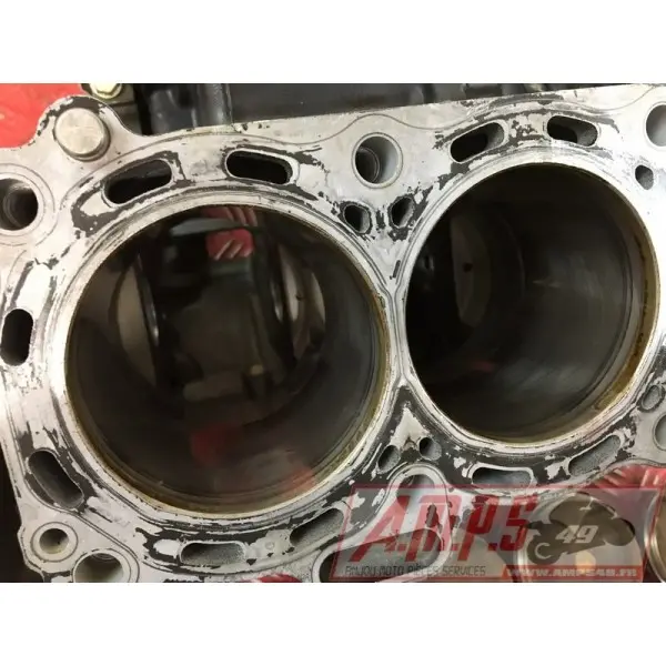Bloc moteur nu Kawasaki ZX10R 2004 à 2005ZX10R05CJ-256-ZGB3-D1365021used