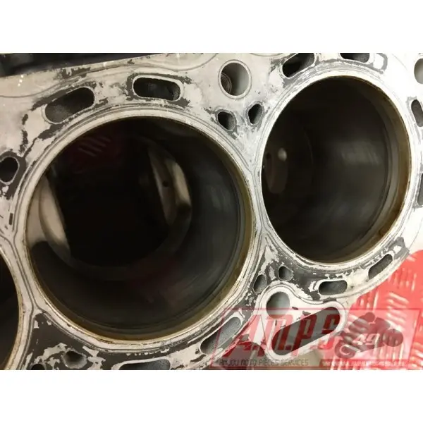 Bloc moteur nu Kawasaki ZX10R 2004 à 2005ZX10R05CJ-256-ZGB3-D1365021used