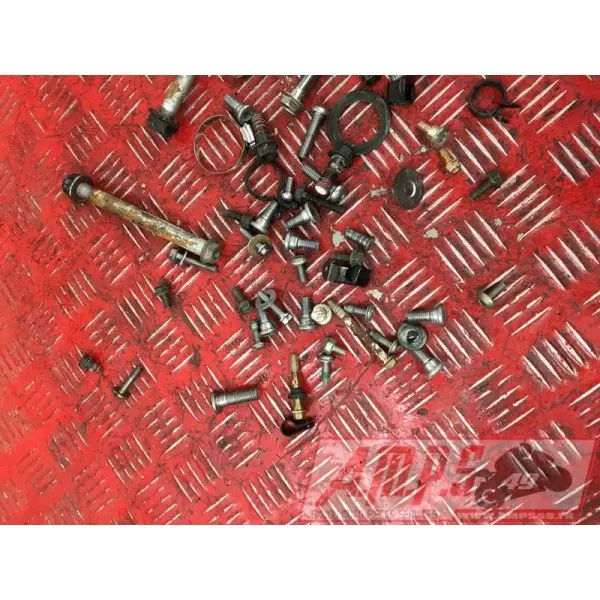 Kit de vis partie cycle Kawasaki ZX10R 2004 à 2005ZX10R05CJ-256-ZGB3-D1365045used