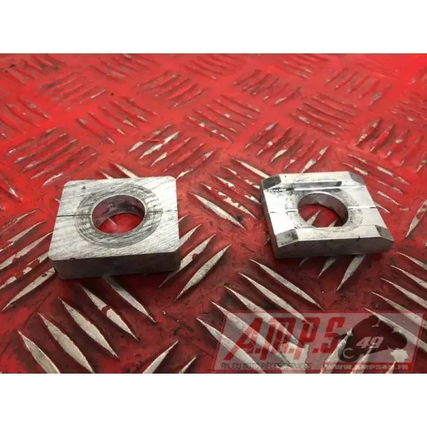 Entretoise d'axe de roue arriere Kawasaki ZX10R 2004 à 2005ZX10R06AX-556-AMB0-B3364844used