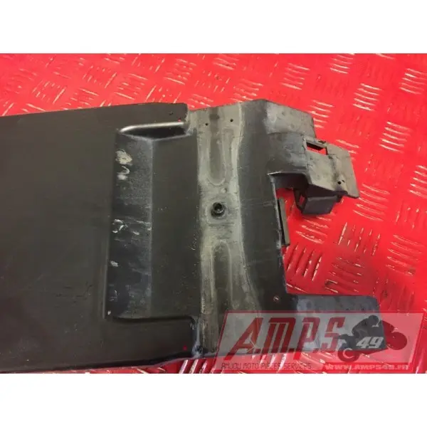 Passage de roue / Bac a batterie ZX10R 04 05