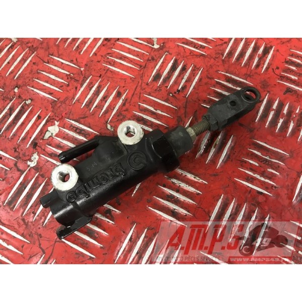 Maitre cylindre de frein arriere Yamaha FZ6 N 2004 à 2006FZ6NAY-222-QGB8-D2738941used