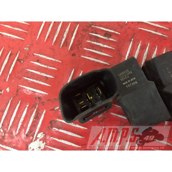 RelaisCBF65014DH-122-EAB9-E3749785used