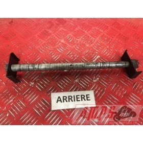 Axe de roue arriere Kawasaki Z750 2004 à 2006
