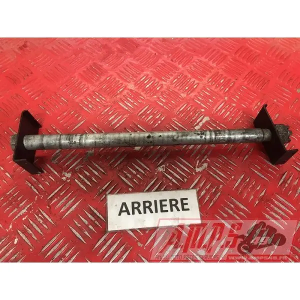 Axe de roue arriere&nbsp;Kawasaki Z750 2004 à 2007Z75006CQ-560-PTB7-D2752135used