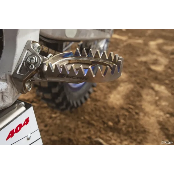Support de repose-pieds SCAR titane Yamaha YZ125