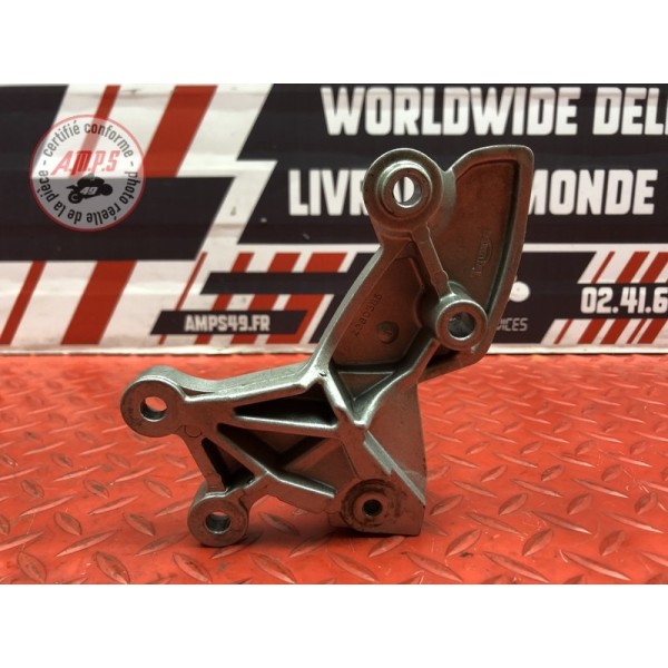 Platine repose pied droite Triumph 955 SPRINT RS 2000 à 2003