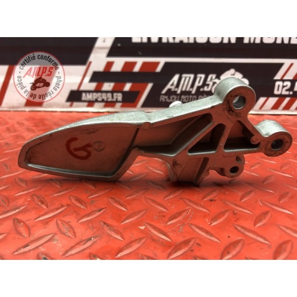 Platine repose pied gauche Triumph 955 SPRINT RS 2000 à 2003