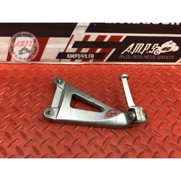 Platine repose pied passager gauche Triumph 955 SPRINT RS 2000 à 2003