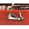 Platine repose pied passager gauche Triumph 955 SPRINT RS 2000 à 2003