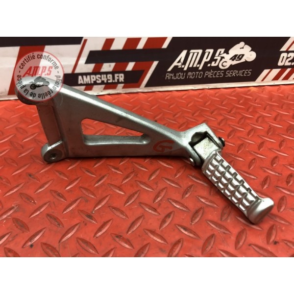 Platine repose pied passager gauche Triumph 955 SPRINT RS 2000 à 2003