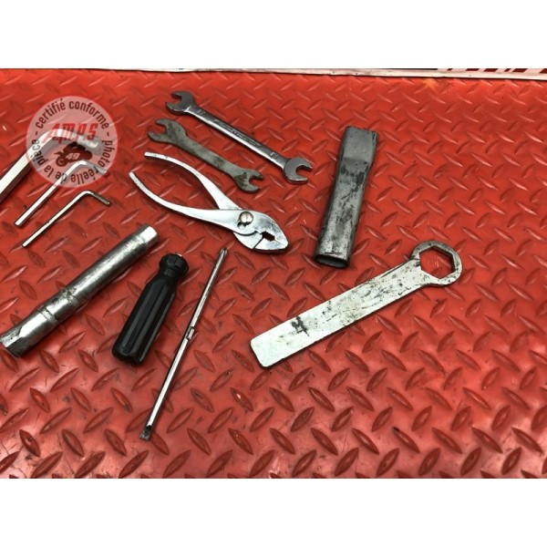 Trousse d'outils Triumph 955 SPRINT RS 2000 à 2003