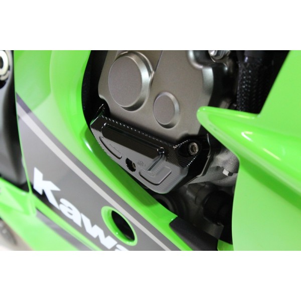 Couvre-carter moteur droit GILLES TOOLING noir Kawasaki Ninja ZX-10R