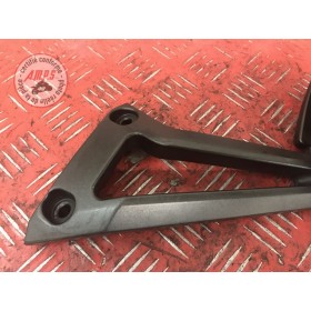Platine repose pied passager gauche Yamaha FZ6 600 FAZER S2 2007 à 2010