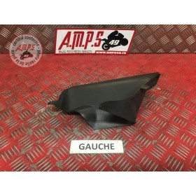 Plastique sur flanc gaucheST2944015050YZ63H7-D1777337used