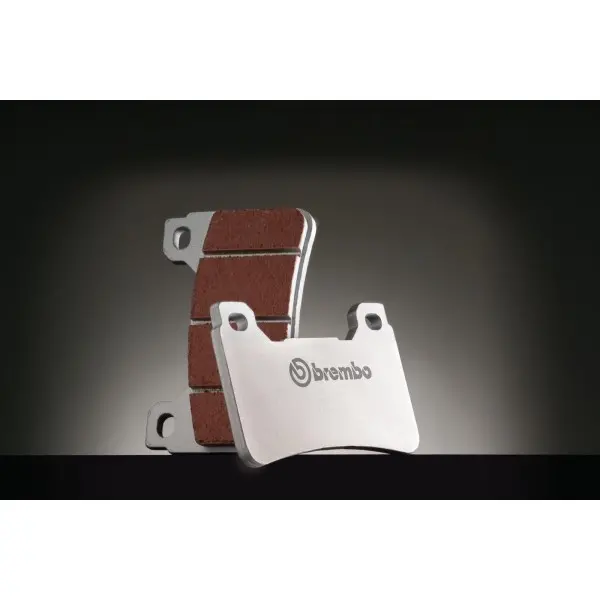 Plaquettes de frein BREMBO métal fritté - 07KA20SC