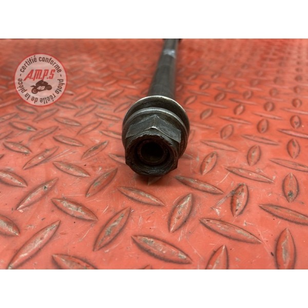 Axe de roue arriere 
