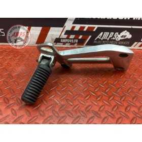 Platine repose pied passager droite 