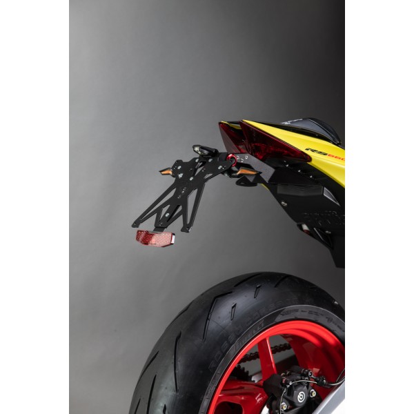 Kit support de plaque LIGHTECH noir - Aprilia