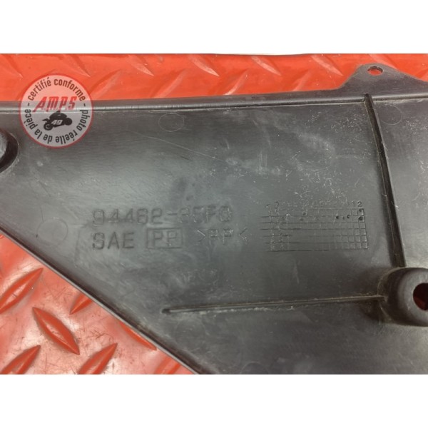 Cache interieur de tete de fourche gauche Suzuki 600 GSX-R 2001 à 2003