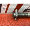Axe de roue arriere Suzuki 600 GSX-R 2001 à 2003