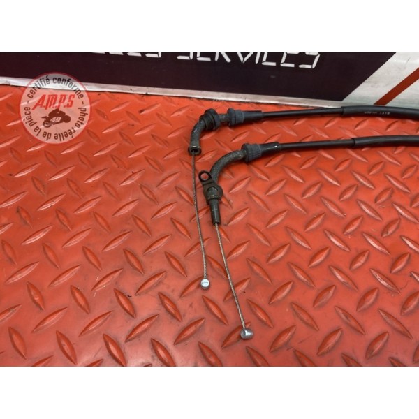 Cable d'accélérateur 