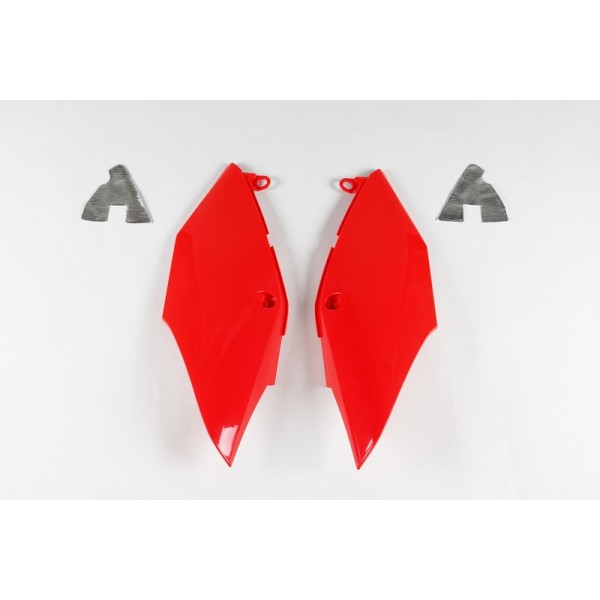Plaques latérales UFO rouge Honda CRF25R/450R/RX