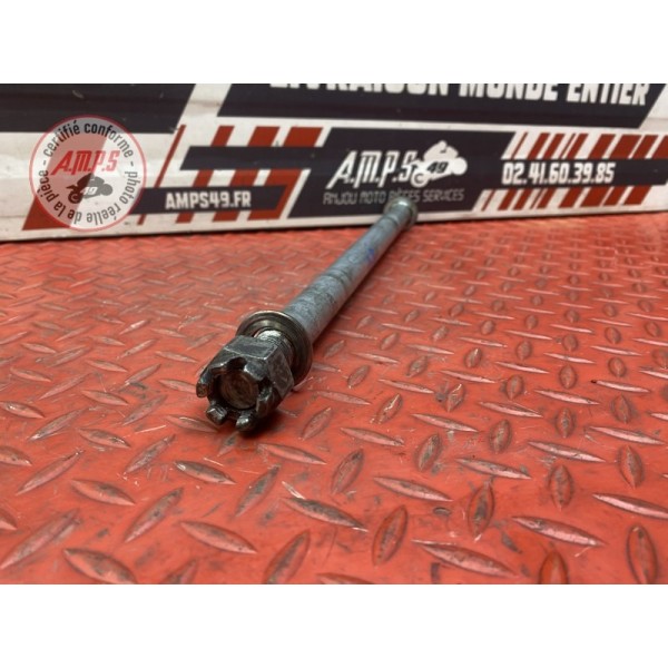 Axe de roue arriere Kawasaki Z750 2007 à 2012