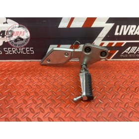 Platine repose pied droite Yamaha FZ1 1000 2006 à 2015