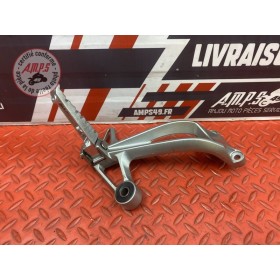 Platine repose pied passager droite Yamaha FZ1 1000 2006 à 2015