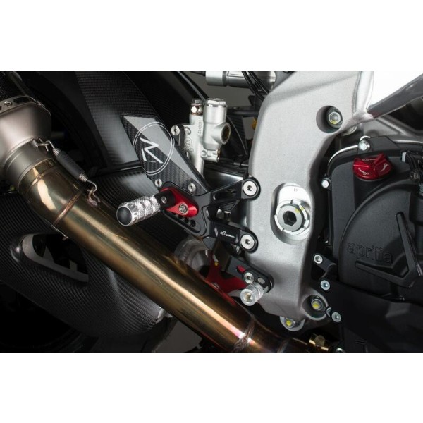 Commandes reculées fixes LIGHTECH sélection standard noir Aprilia RSV4