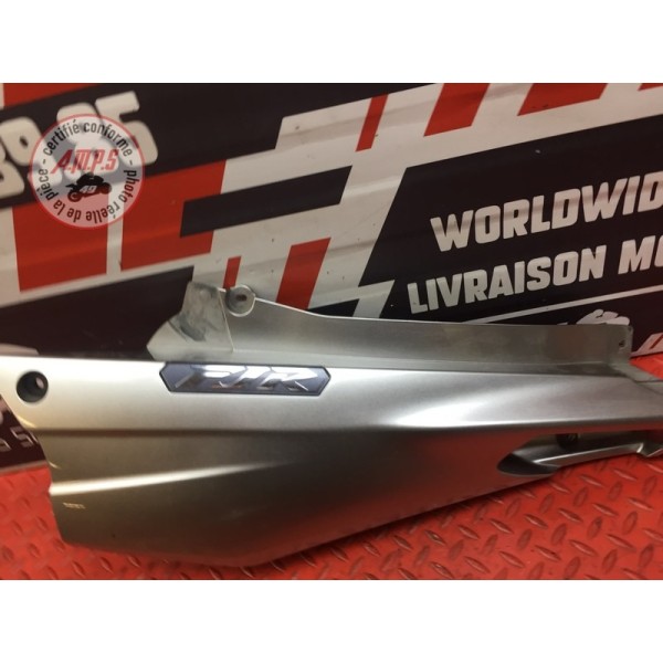 Cache plastique sous selle gauche Yamaha FJR 1300 ABS 2006 à 2012