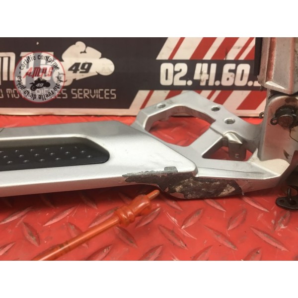 Platine repose pied droite Yamaha FJR 1300 ABS 2006 à 2012