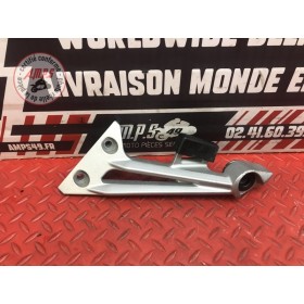 Support de silencieux gauche 