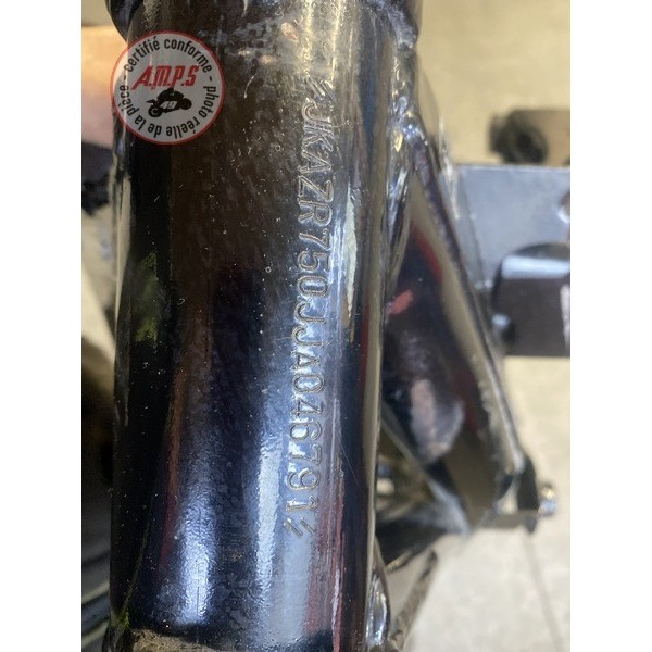 Cadre avec carte grise Kawasaki Z750 2004 à 2006
