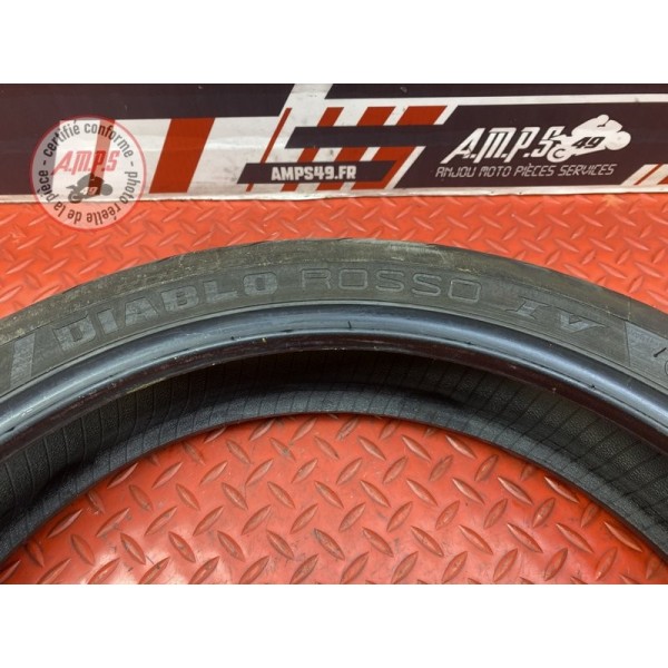 Pneu Pirelli Diablo Rosso IV 120-70ZR17