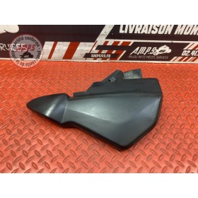 Cache plastique sous selle gauche Honda CBF 600 S 2004 à 2007