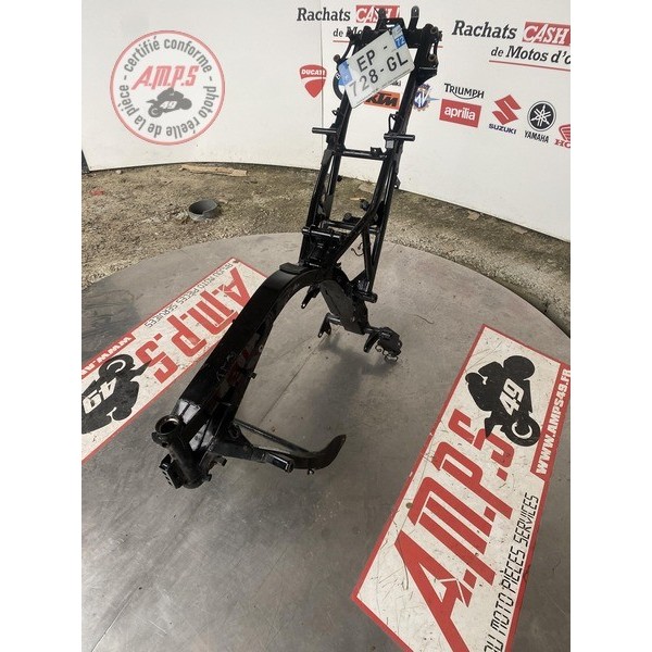 Cadre avec carte grise Honda CBF 600 S 2004 à 2007