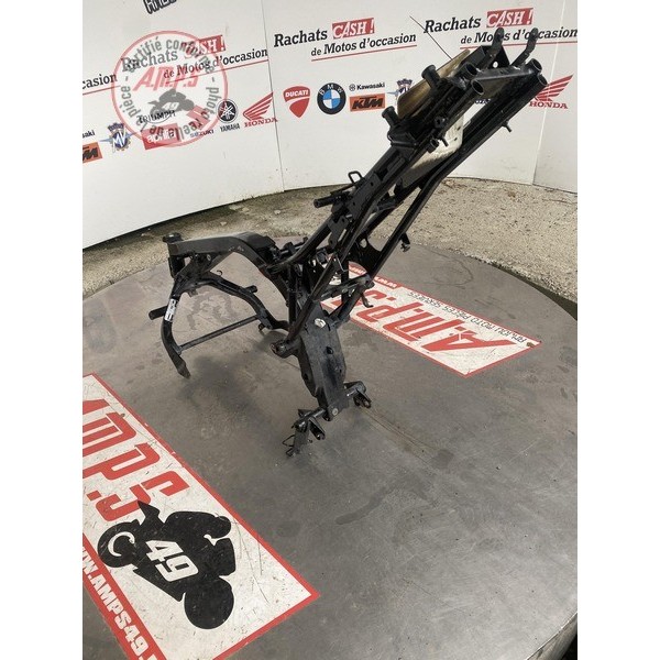 Cadre avec carte grise Honda CBF 600 S 2004 à 2007