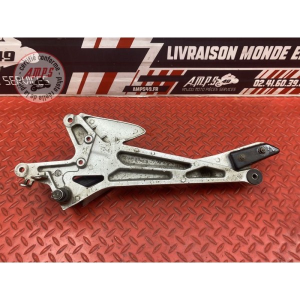 Platine repose pied droite Honda CBF 600 S 2004 à 2007