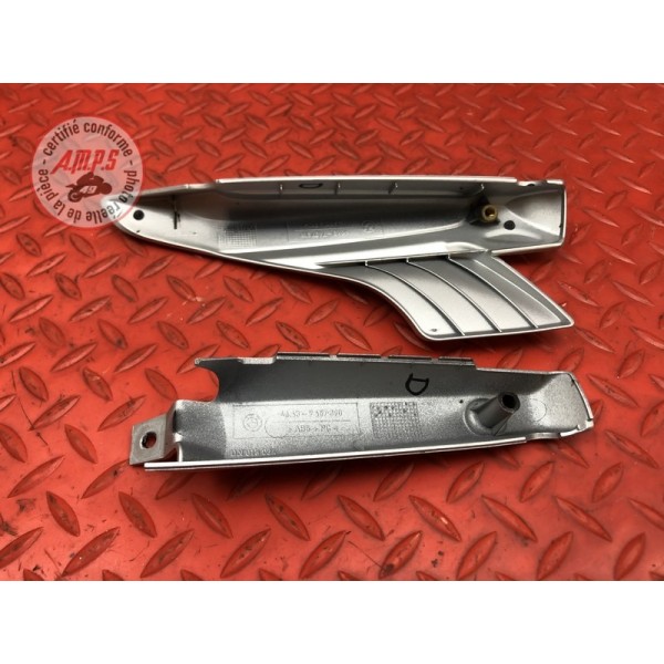 Cache plastique droit sur leve bulle Bmw K1200 GT 2002 à 2005