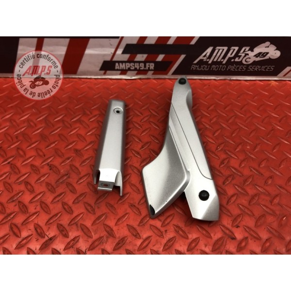 Cache plastique gauche sur leve bulle Bmw K1200 GT 2002 à 2005