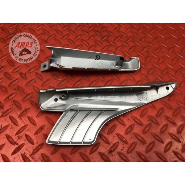 Cache plastique gauche sur leve bulle Bmw K1200 GT 2002 à 2005