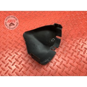 Cache sur ventilateur gauche 